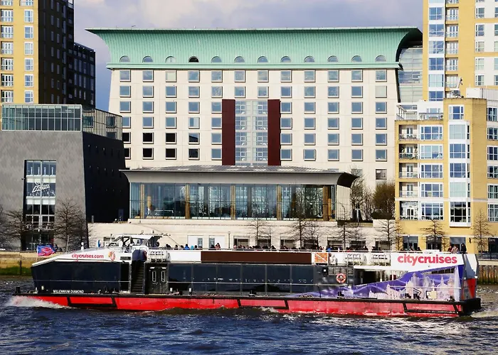 Canary Riverside Plaza Hotel London
